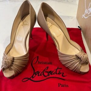 Brand New Christian Louboutin heels 40 IT (NWT)